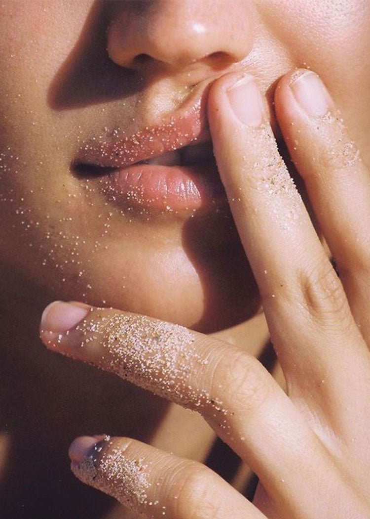 Treat Dry, Chapped Lips In Cold Weather