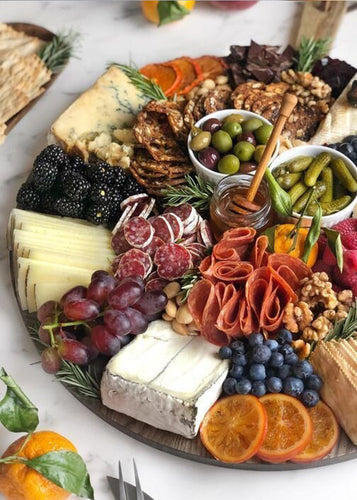 Create The Perfect Insta-Worthy Grazing Platter